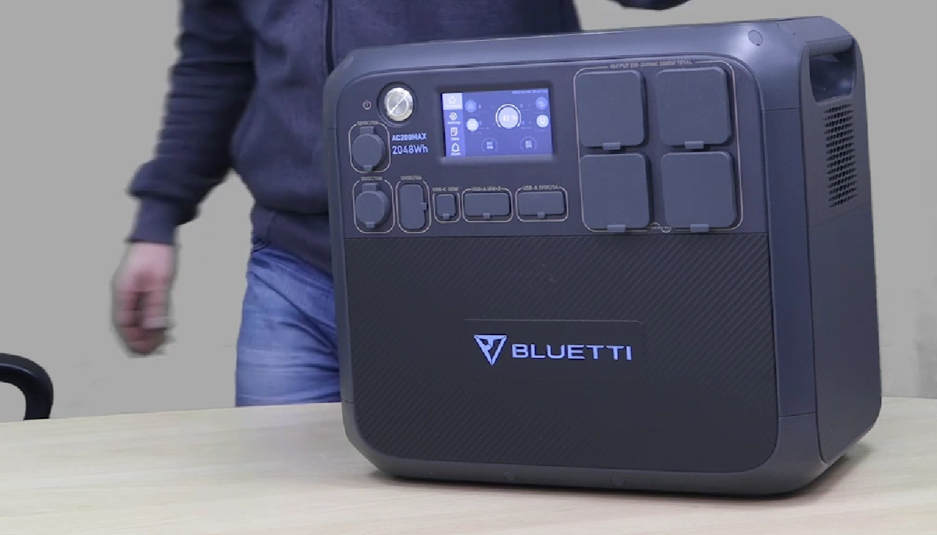 Bluetti Power Stations — Review and Comparison of the AC70P, AC180P, and AC200MAX Models in 2026 5 Bluetti AC200MAX