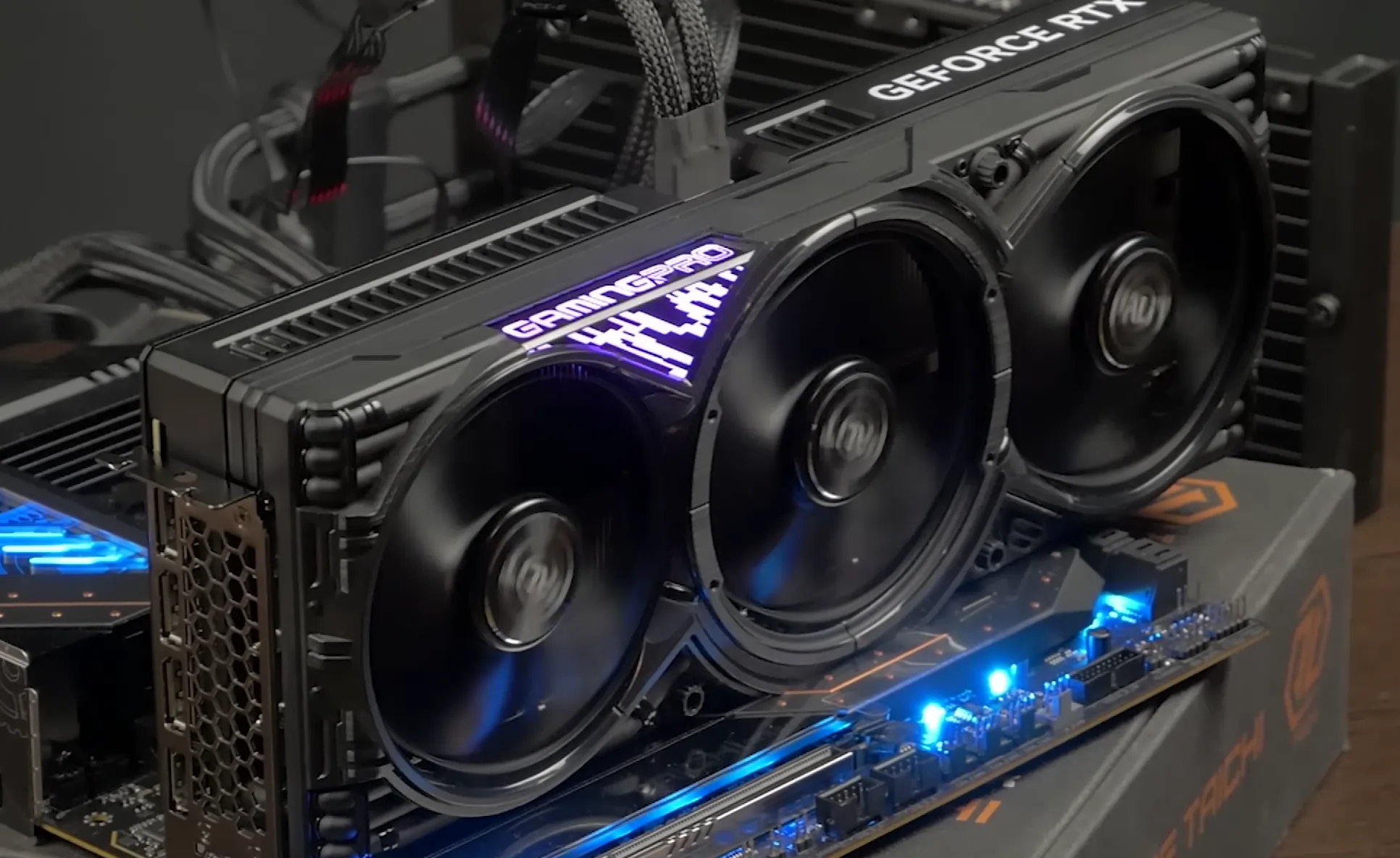 RTX 5070 16 ГБ